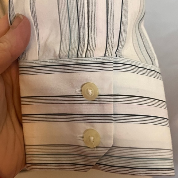 OLD NAVY, Striped Long Sleeve, button down, Office Attire Shirt, Size Large - Picture 3 of 11